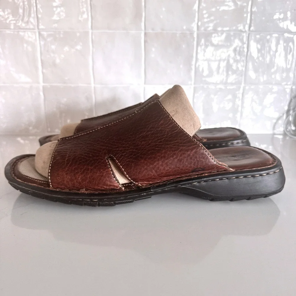 Born Pebbled Leather Slide Sandals Mens 11 Brown Hand Crafted Opanka Comfort